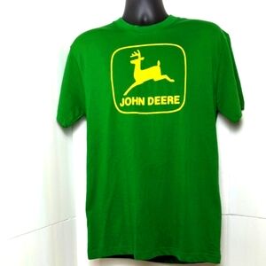 John Deere Men's T-Shirt Size: Medium